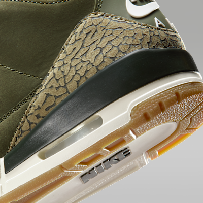 Air Jordan 3 Retro "Medium Olive"