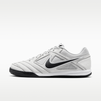 Nike Gato
