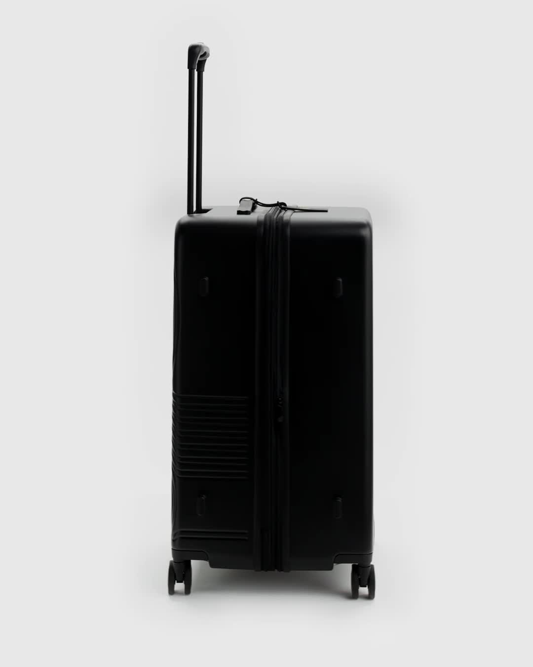 Nike Large Checked Luggage