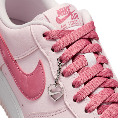 Nike Air Force 1 '07 "Valentine's Day"